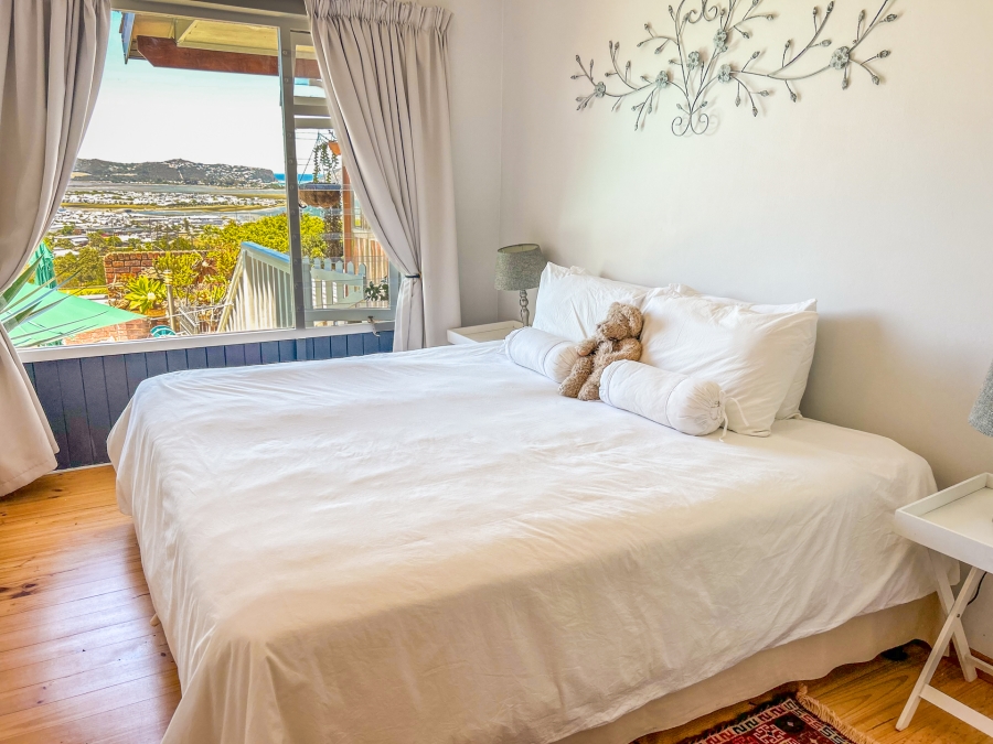 3 Bedroom Property for Sale in Heuwelkruin Western Cape